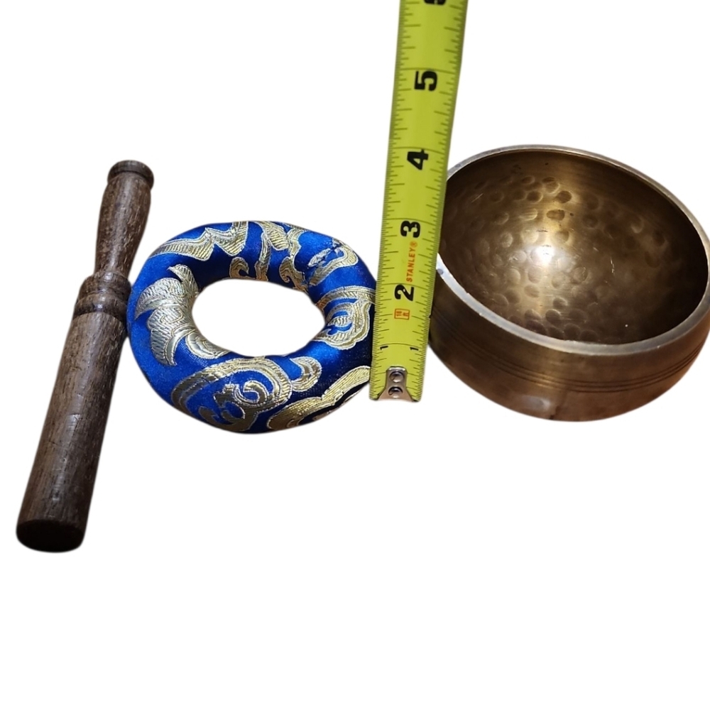 Handcrafted Tibetan Singing Bowl Set Brass with Wooden Mallet & Silk Cushion - Picture 5 of 5